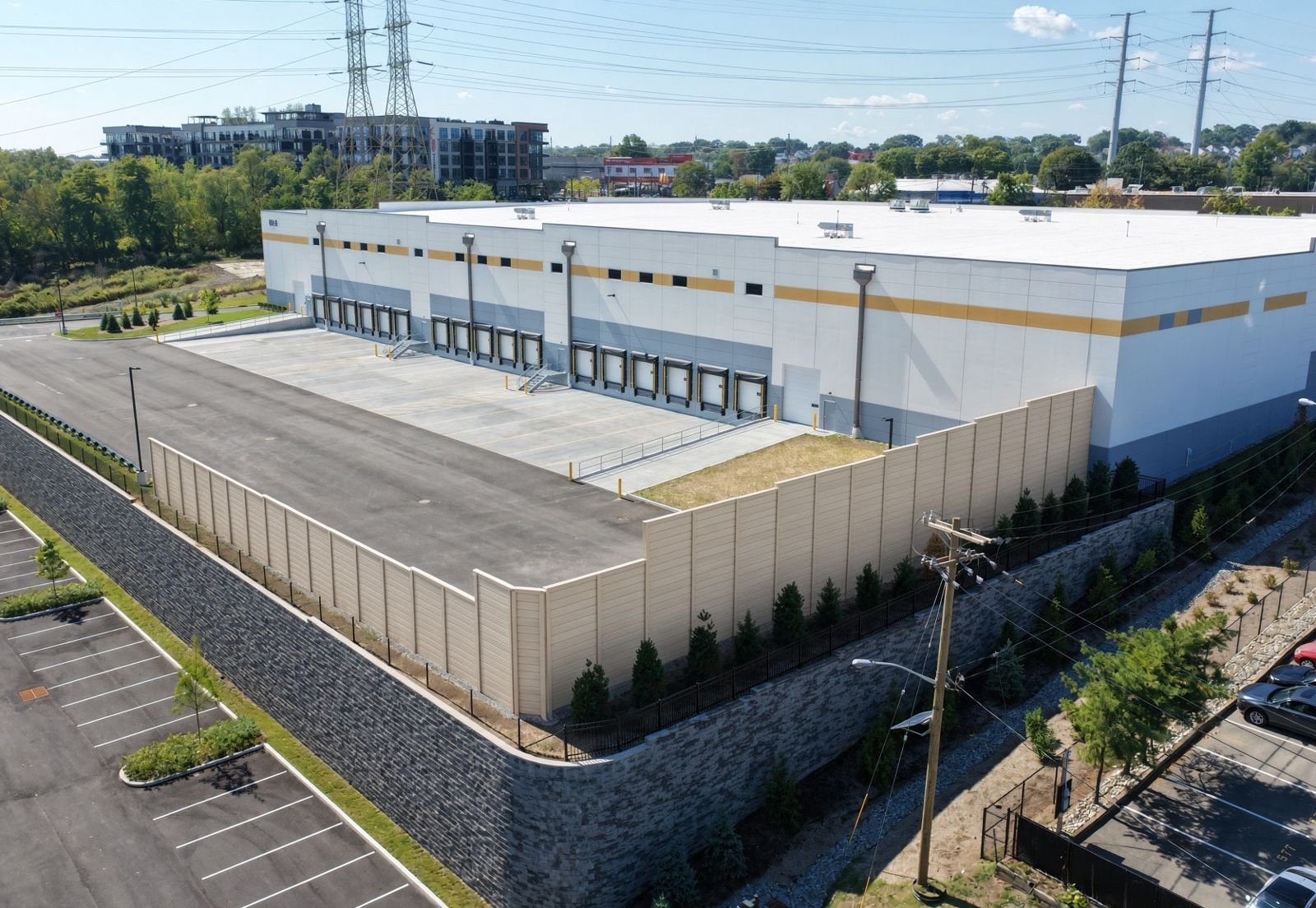 Industrial / distribution truck court